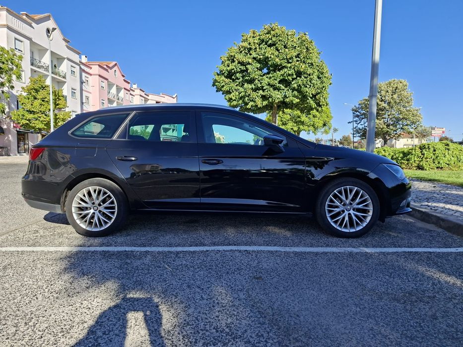 SEAT Leon ST — fotografia 3