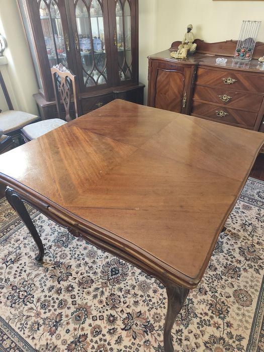 Mesa de jantar (extensível)- Madeira Maciça 1m x 1m