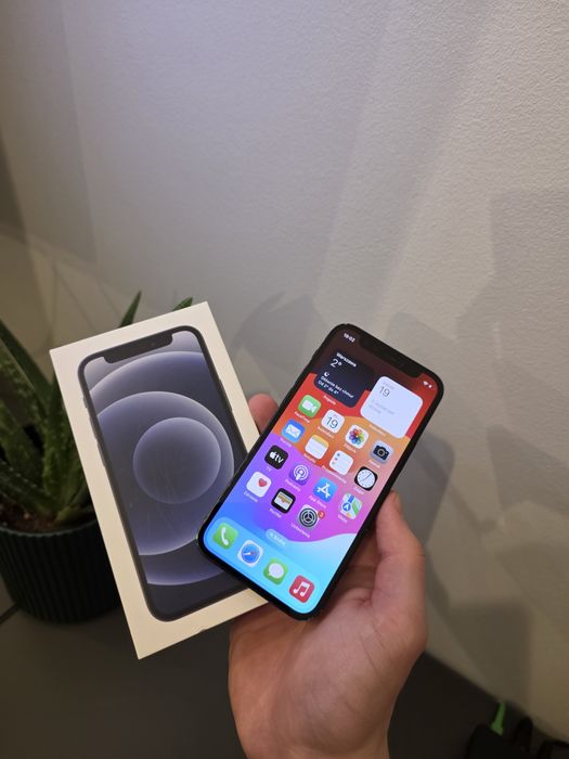 Apple iPhone 12 mini w pudełku