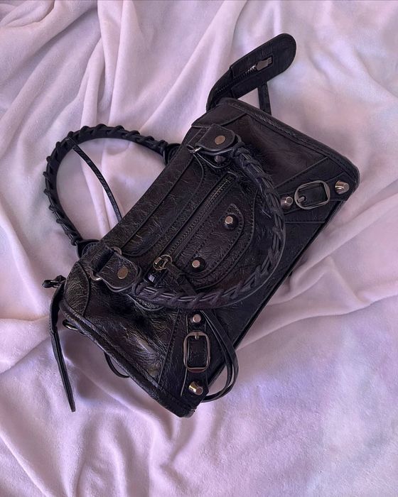 city bag balenciaga