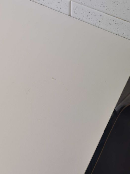 Mesa branca extensível