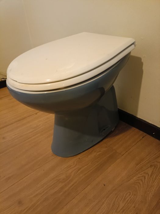 Louça de casa de banho