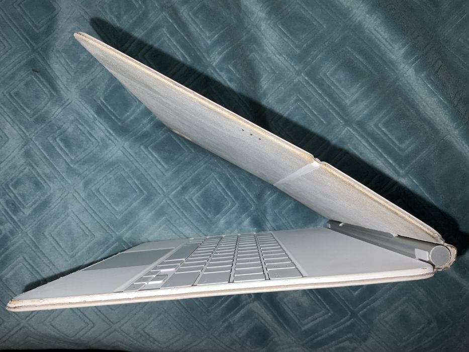 Apple Magic Keyboard для iPad Pro 12.9