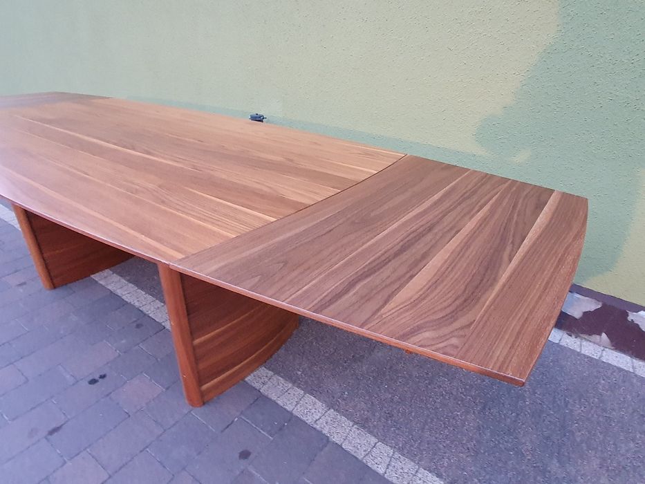 Stół rozkładany nowoczesny model