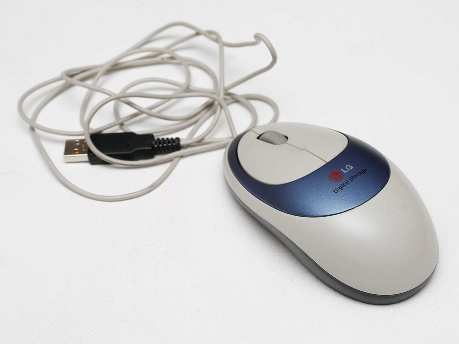 LG - Wired USB Optical Mouse443109796962652161