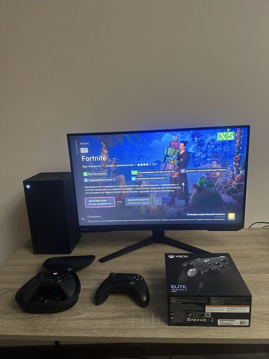Xbox (Series X) (1TB) + elite controller 2
