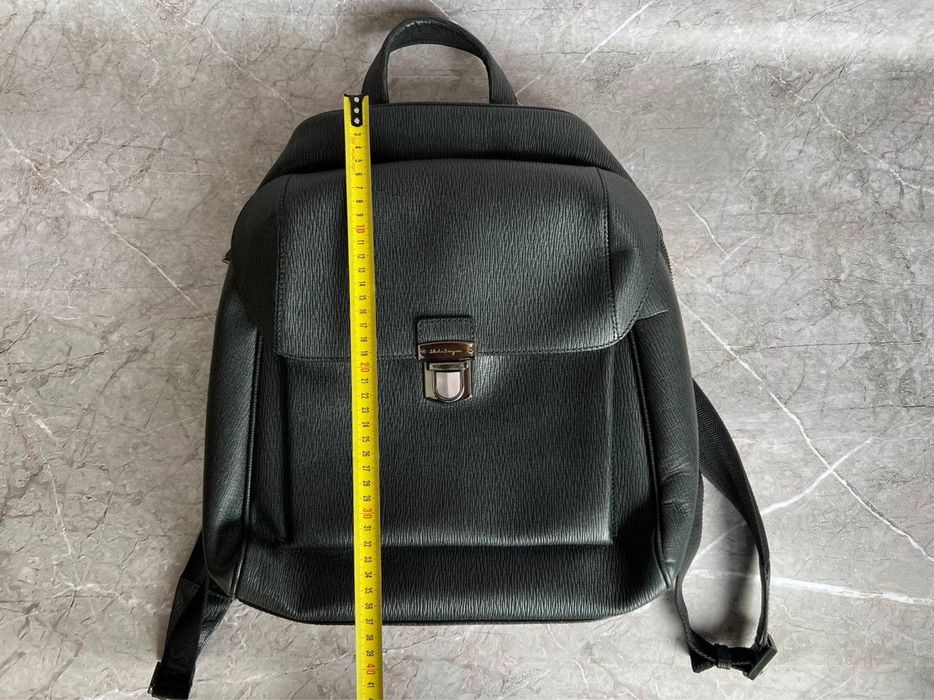 Salvatore ferragamo рюкзак кожаный мужской