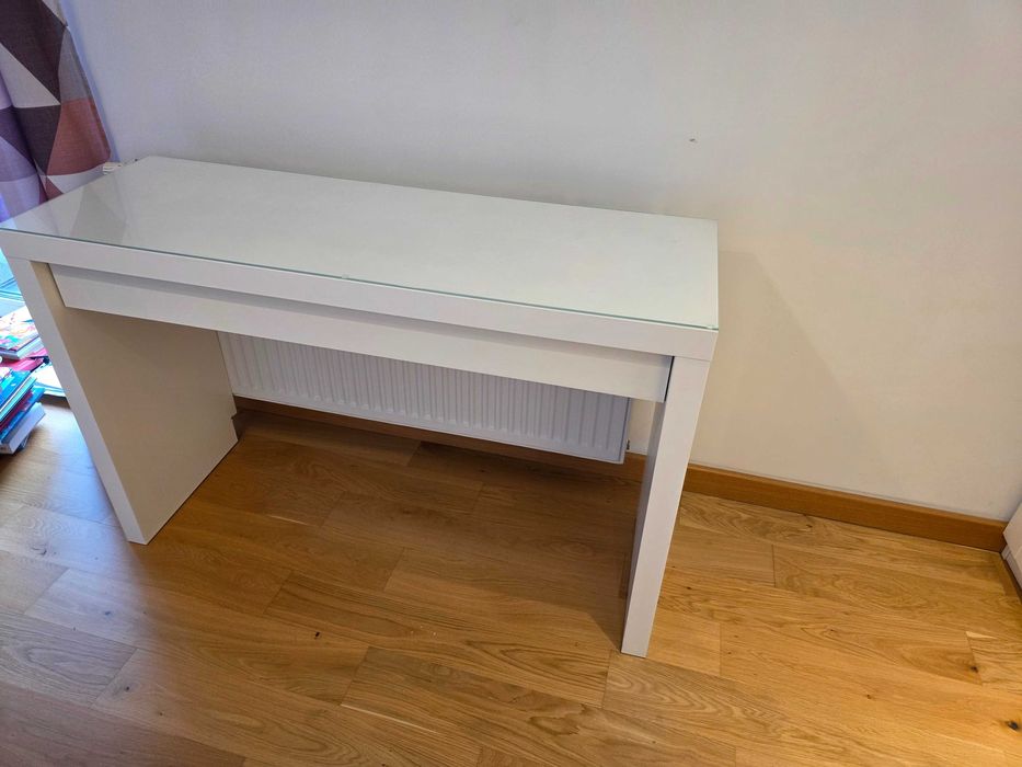 sprzedam Toaletka biała Ikea