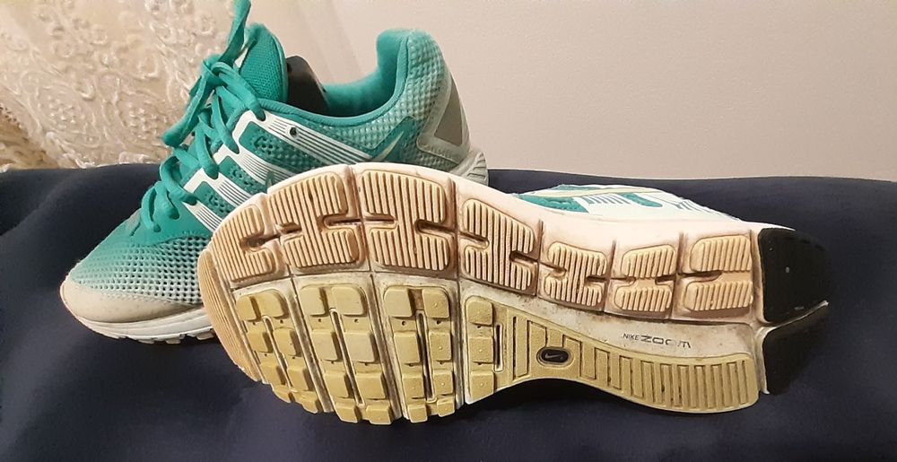 Кросівки Nike ,розмір 39