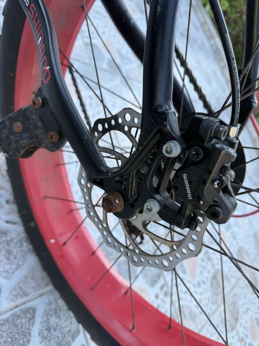 Fat Bike Shimano (Preto/Vermelho) – Ideal para Projeto de Restauro / Peças