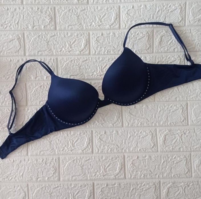 Бюстгалтери VS 80 с