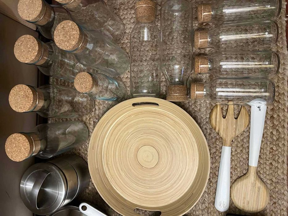Тарілка чашка лопатка сковорідка банка різний посуд ikea