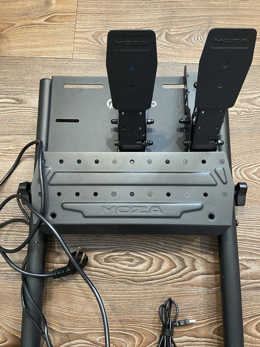 Moza R3 Bundle + Стійка GamePro