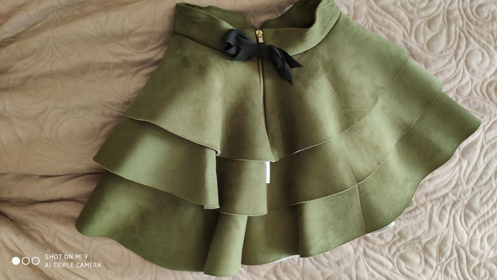 Spódnica projektantki A.Wiśniewska z pianki rozmiar 36