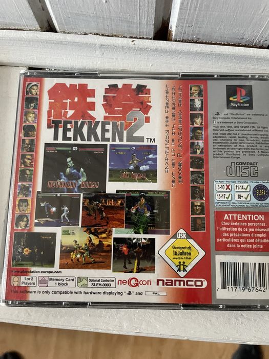 Sprzedam dwie gry na playstation 1 duke nuken tekken 2