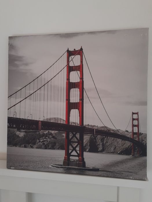 Pósteres com fotos de Nova Iorque, Londres e mapa da UE