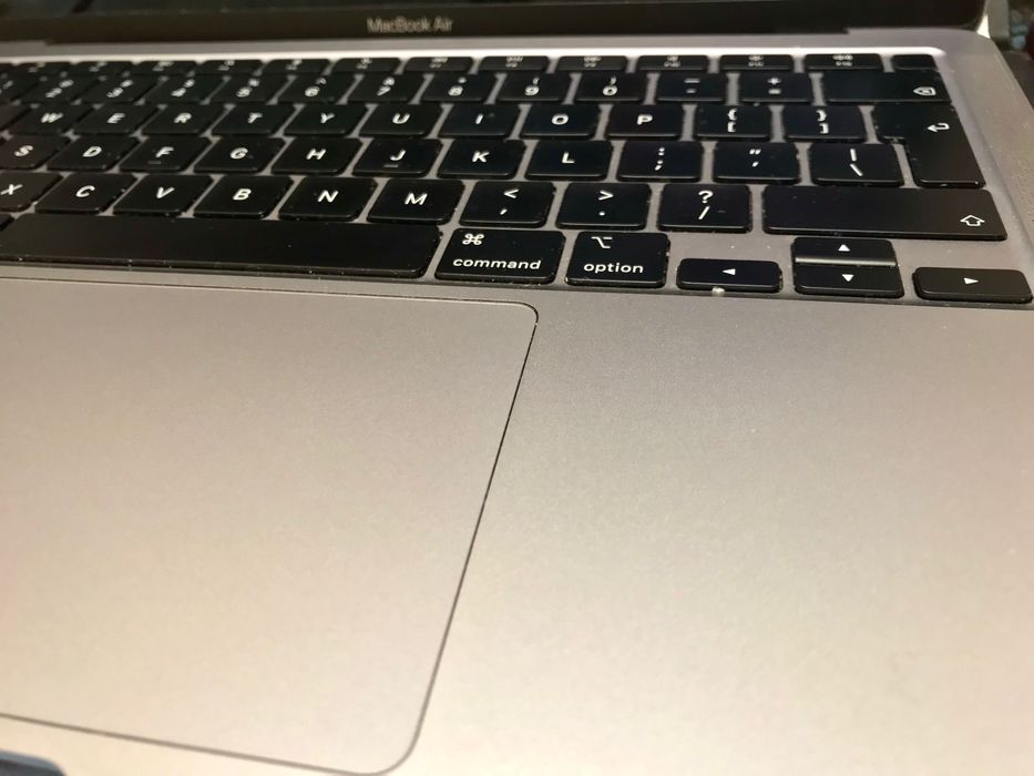 Apple MacBook Air M1 8GB 256GB SSD Retina 13,3” A2337