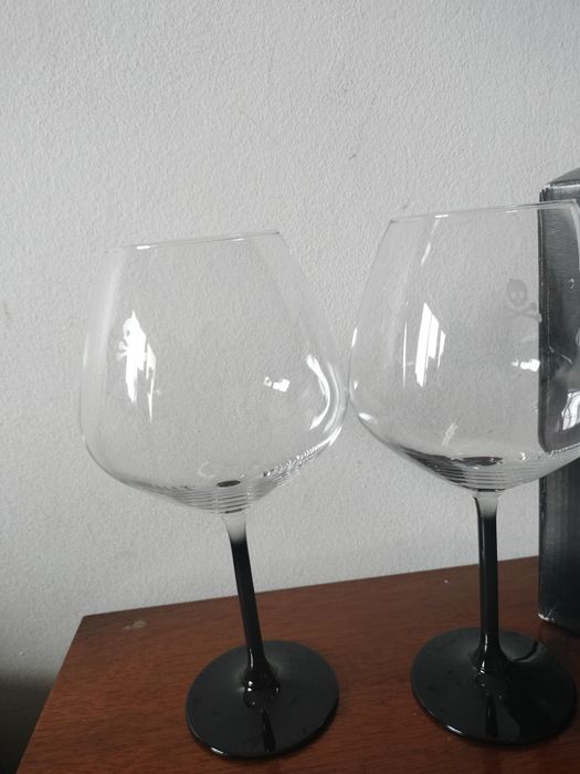 Taças de GIN Scalpers