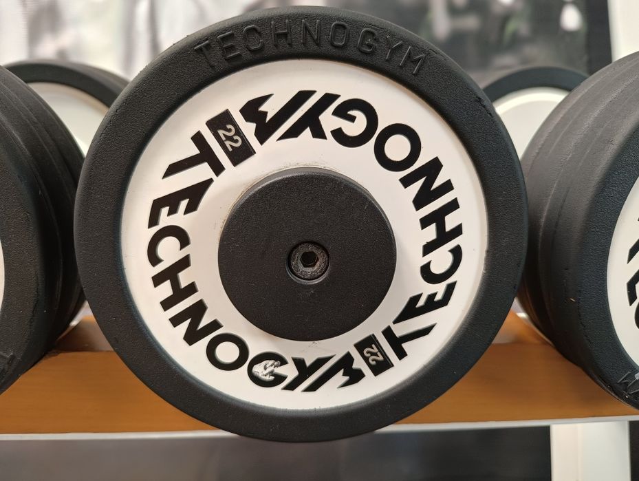 Zestaw hantli Technogym Isotonic! OLDSCHOOL! Super stan!
4 - 22kg