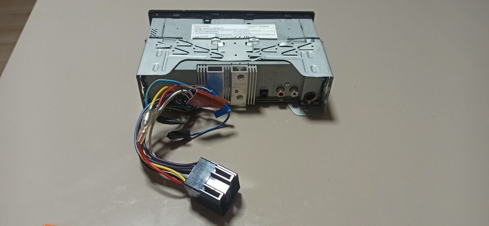 Radio samochodowe Kenwood KMM-BT204