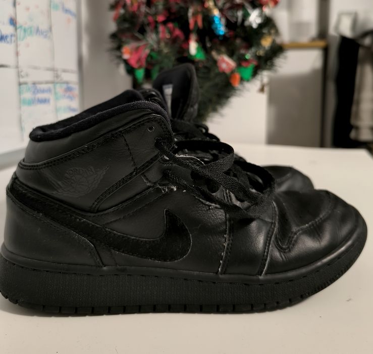 NIKE AIR JORDAN 1 MID rozmiar 38,5 EUR / 5,5 UK czarne używane