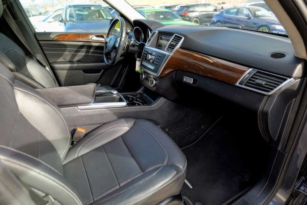 Mercedes-Benz M-Class ML 350 4MATIC      2014