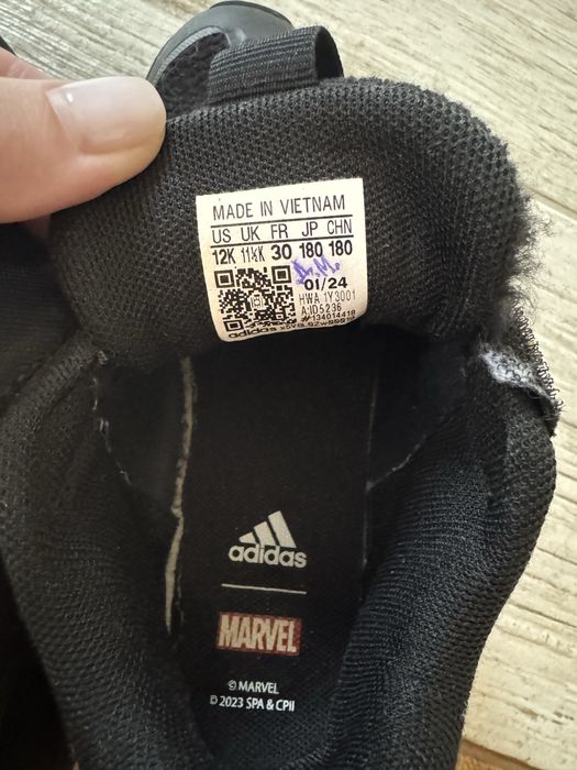 Кросівки кеди взуття Adidas marvel spiderman 30 р.