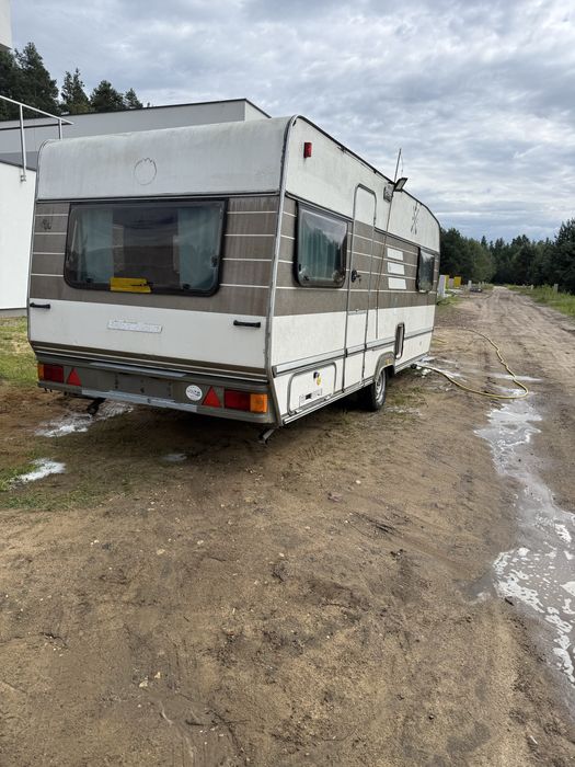 Kamping  Eriba Nova  zarejestrowany
