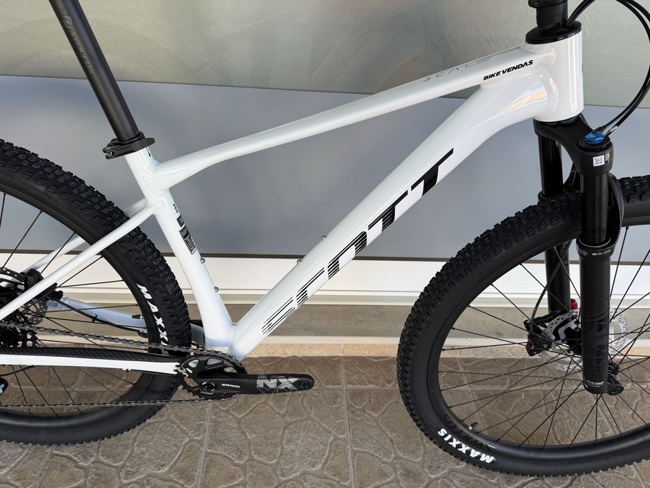 PROMOÇÃO - bicicleta scott Scale 29 - Fox