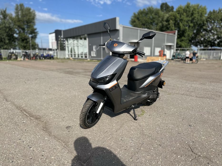 Електро Скутер YADEA gt20 на 2400Вт, Запас хода 60км