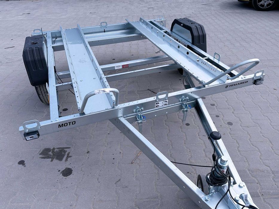 TEMARED MOTO 2 Premium DMC 750 kg na 2 motocykle bez podłogi