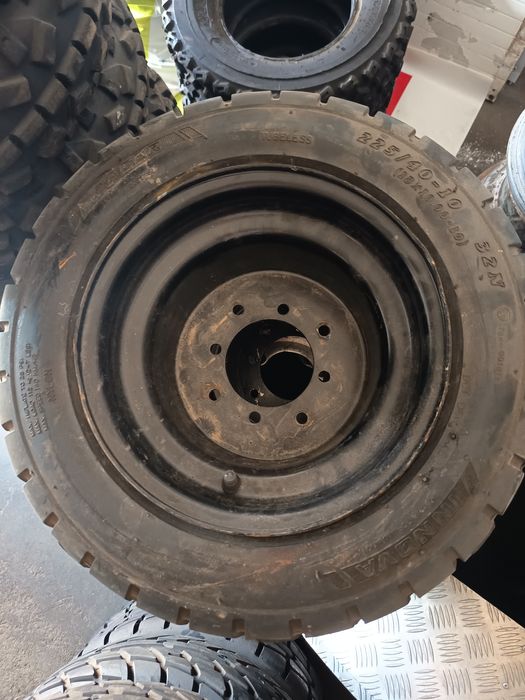 Jantes e pneus para kartcross e moto4