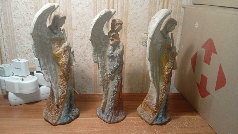 Лот: 3 Штуки - НОВІ Підсвічники Церковні Янголи - Фаянс/Кераміка з США