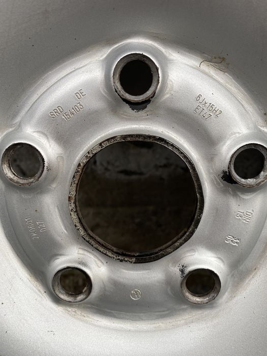 Штамповані колеса з резиною r15 5/112