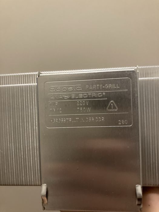 Opiekasz aka party grill plus zestaw do szaszłyków