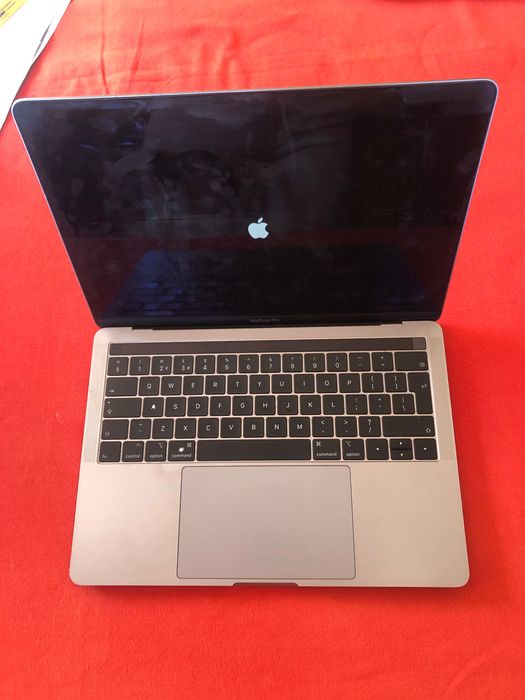 MacBook Pro 13,3 inch