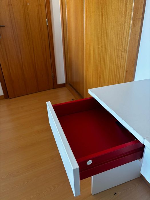 Toucador branco IKEA