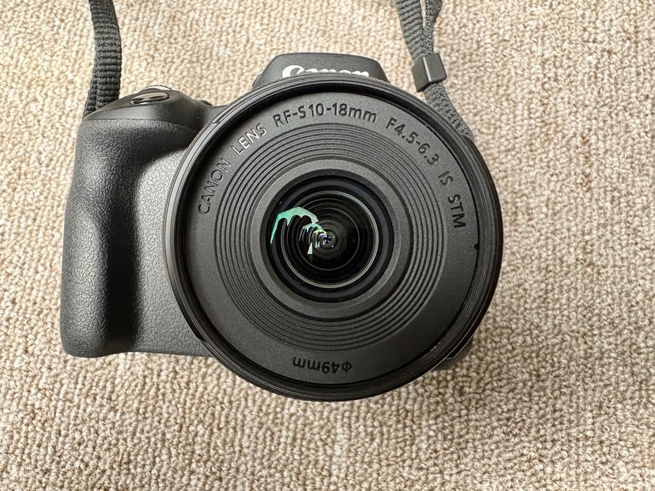 Canon EOS R100 + об’єктив RF-S 10-18mm F4.5-6.3 IS STM