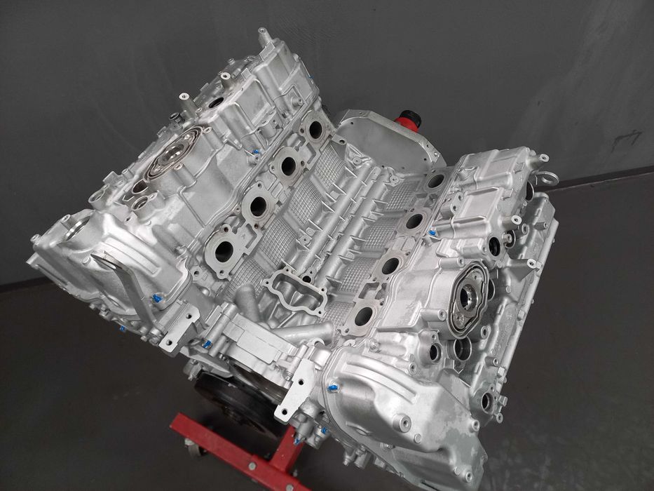 Silnik BMW N63B44B 4.4 V8 nowy WAŁ OE BMW 18 m-cy GWARANCJA