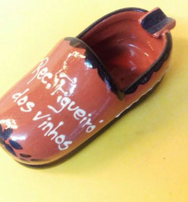 Bota em Barro e Sapato de Figueiró dos Vinhos.