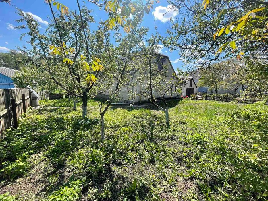 Продається затишний сімейний будинок