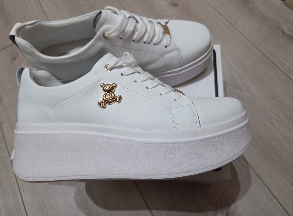 Sneakersy Filippo