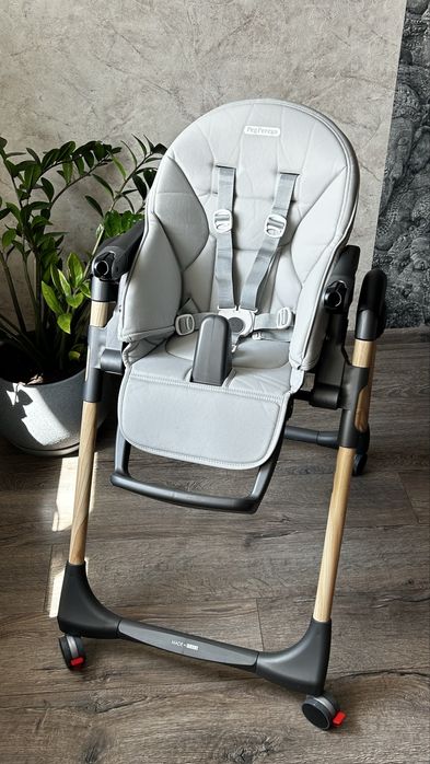 Стільчик для годування Peg Perego