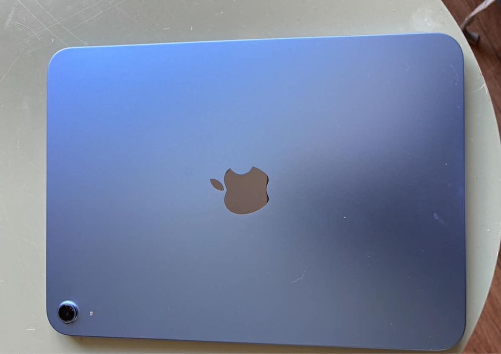 sprzedam ipad a16 gen 11