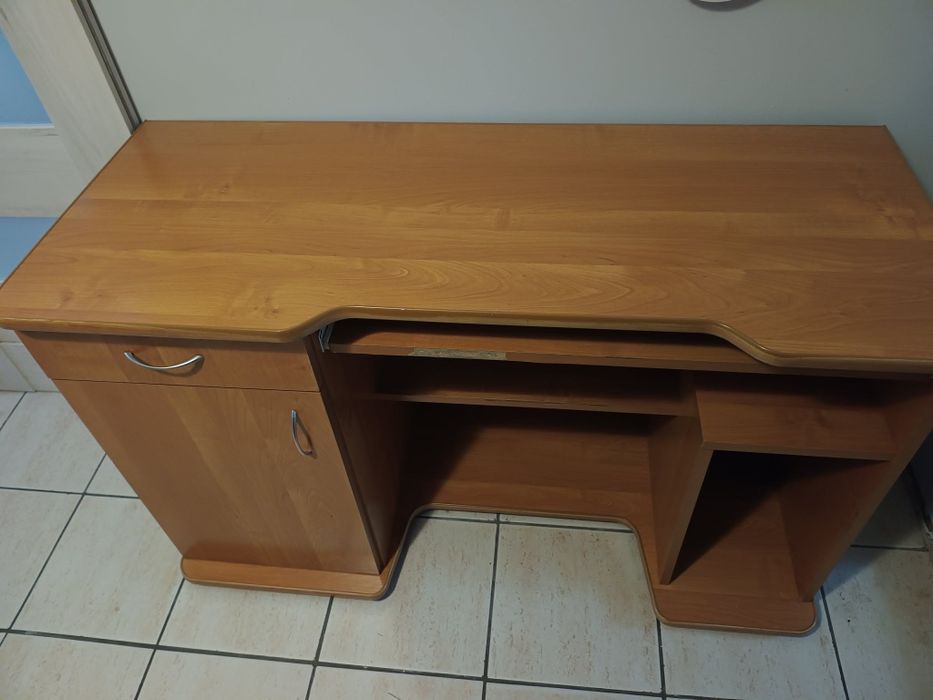 Sprzedam biurko używane