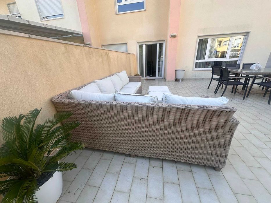 Conjunto jardim relax sofá de canto, 2 bancos e mesa bege 7 pessoas Medena Naterial