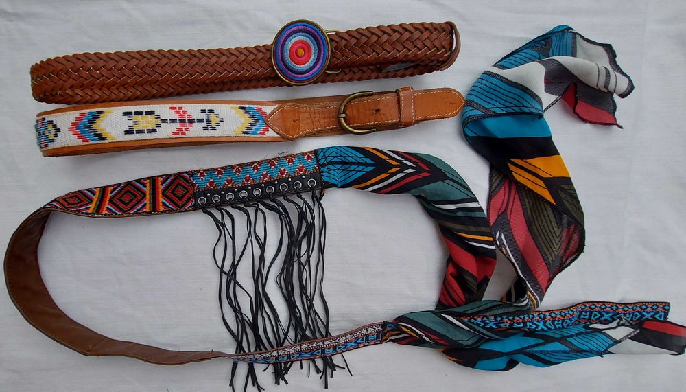 Desigual Pleciony pasek rzemykowy brązowy kolorową klamrą etno boho