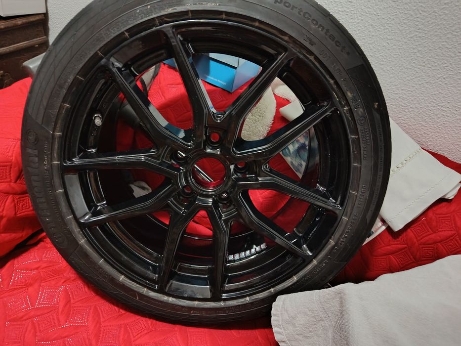 vendo jantes 5×114 17 com pneus 205-50-17
