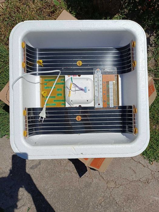 Продам інкубатор