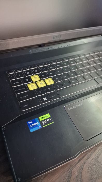 Laptop MSI Crosshair 17 C12V i7-12650H/32GB/1TB RTX 4070 - Windows 11